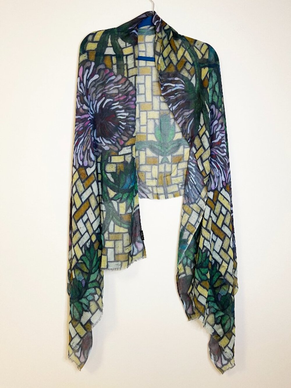 VITA Art Nouveau Floral Stained Glass Print Lightweight Scarf Wrap Shawl